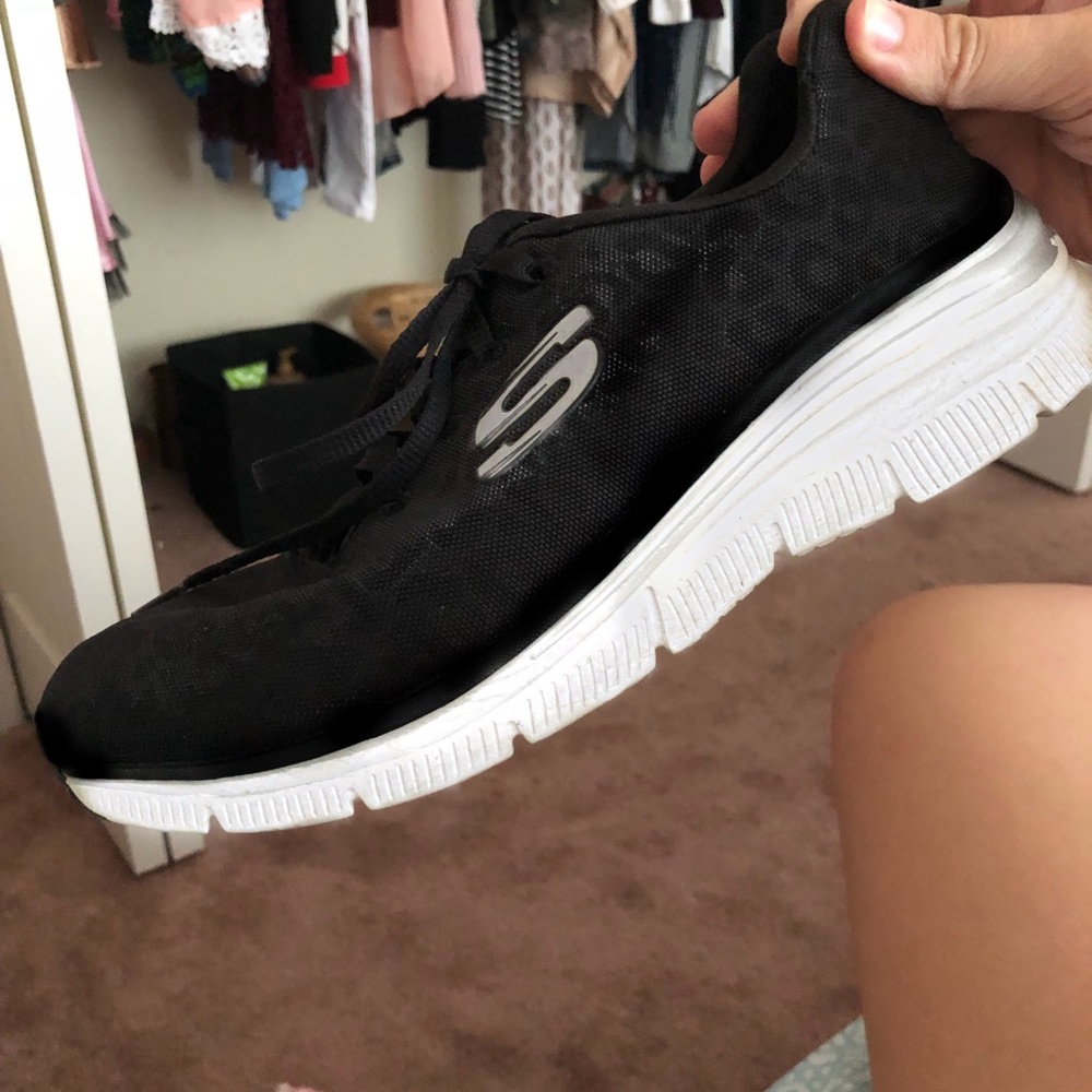 Skechers